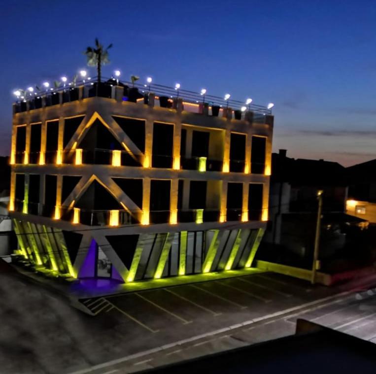 Hotel Palace Velika Kladusa Luaran gambar