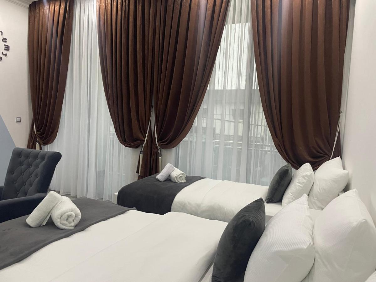 Hotel Palace Velika Kladusa Luaran gambar